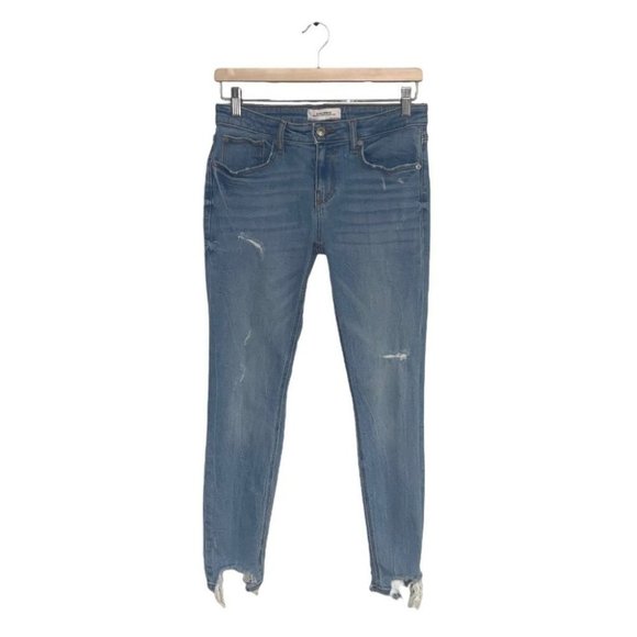 Zara Jeans Women’s  Size 6 US Light Wash Denim Distressed Skinny Cut Frayed Hem - Picture 1 of 9